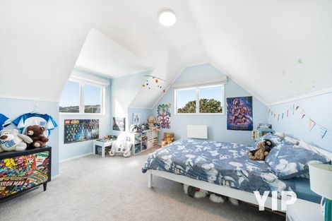 Photo of property in 12 Maraval Crescent, Grenada Village, Wellington, 6037
