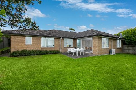 Photo of property in 9 Bonny Crescent, Massey, Auckland, 0614