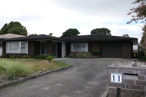 Photo of property in 11 Walton Avenue, Waikanae, 5036