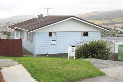 Photo of property in 63 Ruskin Road, Newlands, Wellington, 6037