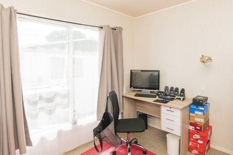 Photo of property in 14 Discovery Street, Tolaga Bay, 4077