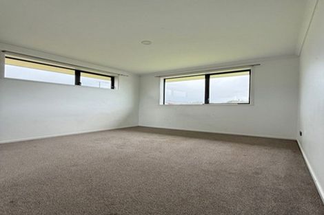 Photo of property in 11 Tauroa Drive, Tuakau, 2121