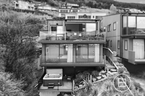Photo of property in St Andrews Park, 9b Saint Mathews Place, Queenstown, 9300