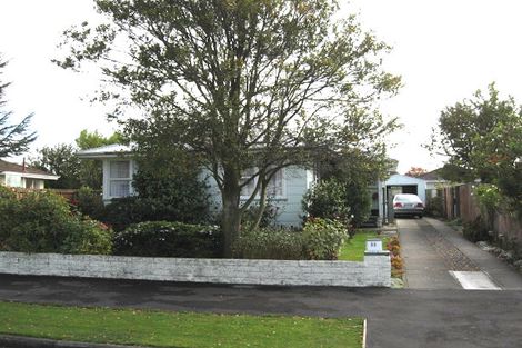 Photo of property in 11 La Perouse Place, Northcote, Christchurch, 8052