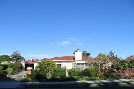 Photo of property in 87 Atkinson Avenue, Otaki Beach, Otaki, 5512