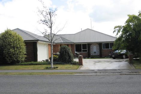 Photo of property in 16 Lowes Road, Rolleston, 7614