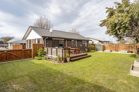 Photo of property in 27a Newnham Street, Rangiora, 7400