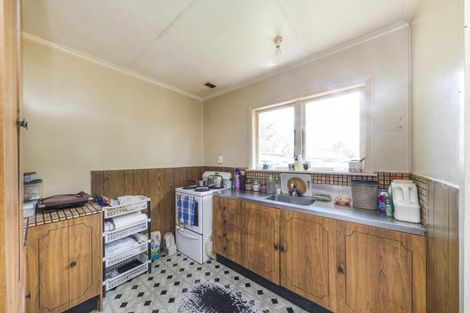 Photo of property in 17 Buick Crescent, Awapuni, Palmerston North, 4412