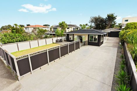 Photo of property in 50 Seaview Road, Paraparaumu Beach, Paraparaumu, 5032