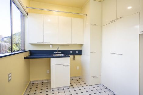 Photo of property in 64 Hamilton Avenue, Ilam, Christchurch, 8041