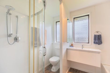 Photo of property in 1 Latham Stubbs Crescent, Waipawa, 4210