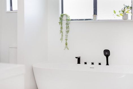 Photo of property in 49 Handyside Street, Tawa, Wellington, 5028