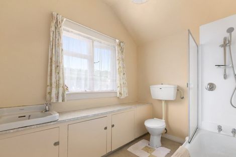 Photo of property in 11 Ings Avenue, Saint Clair, Dunedin, 9012