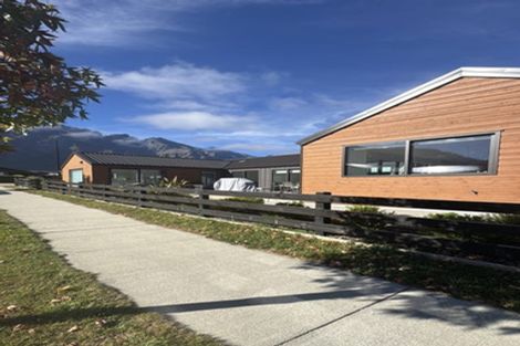 Photo of property in 34 Howden Drive, Jacks Point, 9371