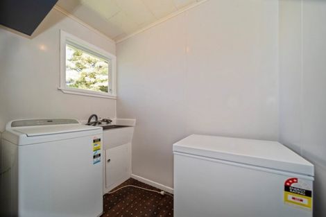 Photo of property in 5 Kahikatea Street, Inglewood, 4330