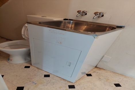 Photo of property in 2/328 East Coast Road, Sunnynook, Auckland, 0632