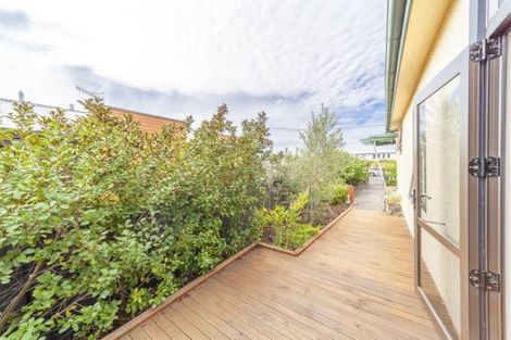 Photo of property in 106 Charles Street, Westshore, Napier, 4110