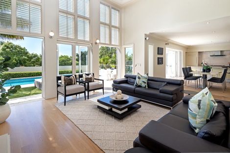 Photo of property in 35 Quedley Court, Eastern Beach, Auckland, 2012