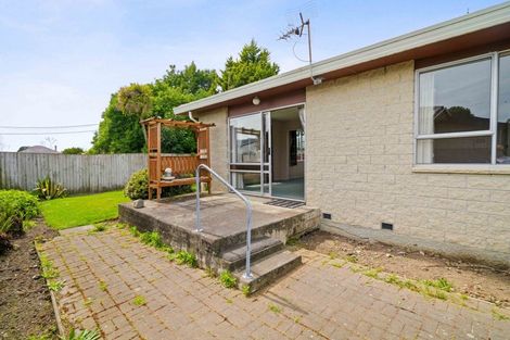 Photo of property in 2/4 Brixton Street, Islington, Christchurch, 8042