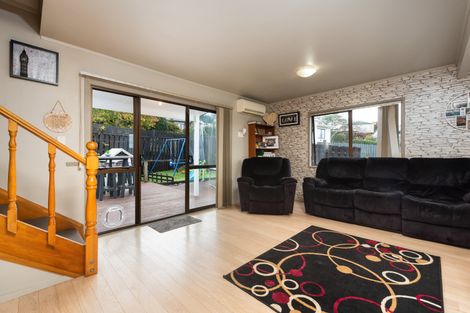 Photo of property in 13 Pokapu Place, Bethlehem, Tauranga, 3110