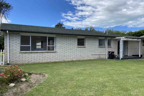 Photo of property in 3 Trigg Crescent, Taradale, Napier, 4112