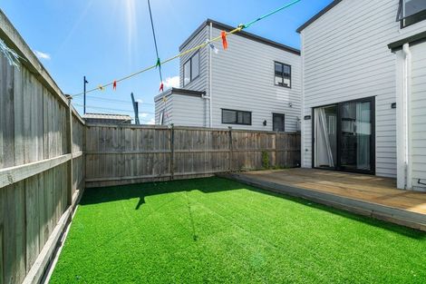 Photo of property in 3 Tumu Road, Papakura, 2110