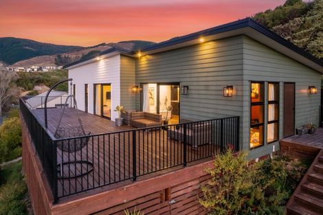 Photo of property in 12 Woodford Lane, Stoke, Nelson, 7011