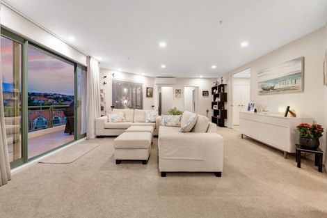 Photo of property in 31 Waterside Crescent, Gulf Harbour, Whangaparaoa, 0930