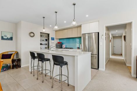 Photo of property in 31 Franks Way, Papamoa Beach, Papamoa, 3118