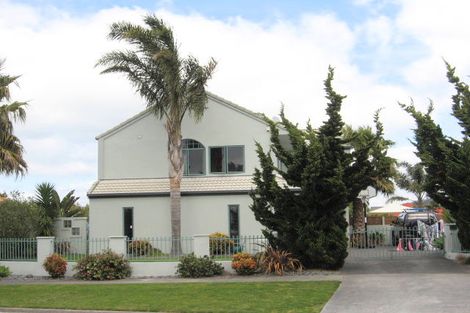 Photo of property in 28 Monterey Key, Papamoa Beach, Papamoa, 3118