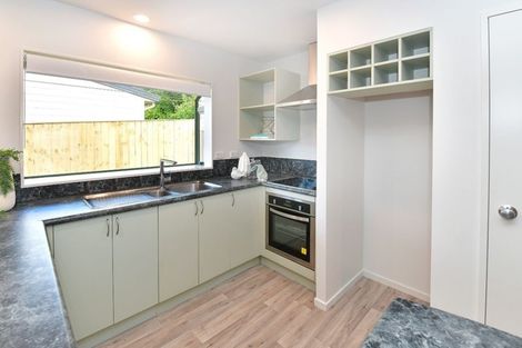 Photo of property in 2/77 Marlborough Avenue, Glenfield, Auckland, 0629