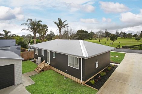 Photo of property in 14a Racecourse Road, Waiuku, 2123