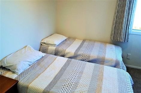 Photo of property in 23a Eastview Grove, Normandale, Lower Hutt, 5010