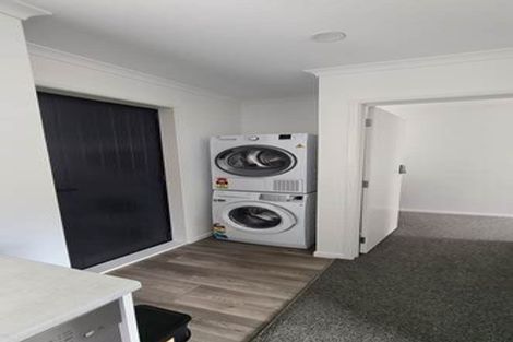 Photo of property in 1/3 Snead Place, Hamilton East, Hamilton, 3216