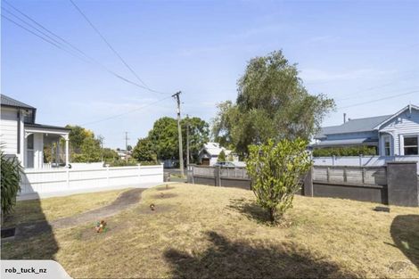 Photo of property in 13 Domain Street, Devonport, Auckland, 0624