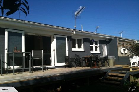 Photo of property in 1/16 Roseburn Place, Pakuranga, Auckland, 2010