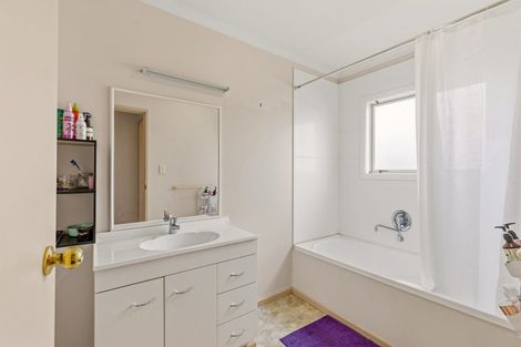 Photo of property in 2 Mcpherson Drive, Morrinsville, 3300