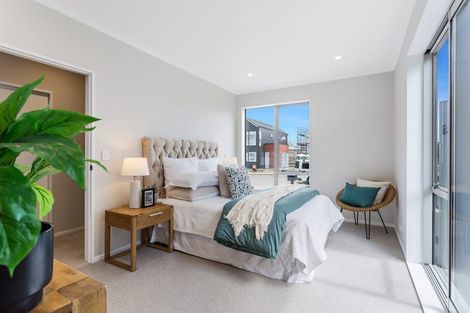 Photo of property in 33 Roundel Crescent, Whenuapai, Auckland, 0618