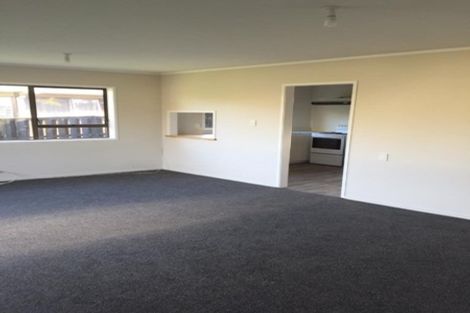 Photo of property in 14b Glengowan Place, Conifer Grove, Takanini, 2112