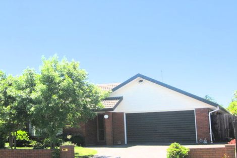 Photo of property in 33 Ben Nevis Drive, Broomfield, Christchurch, 8042