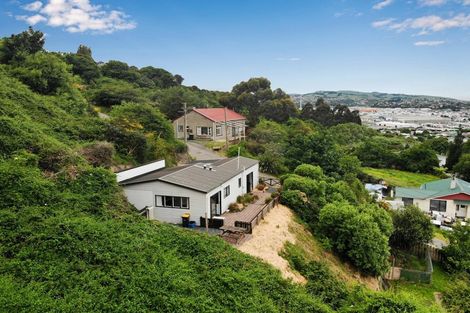 Photo of property in 64 Barnes Drive, Caversham, Dunedin, 9011