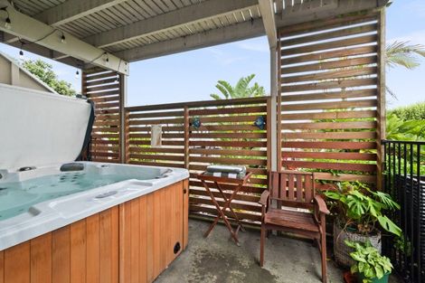 Photo of property in 1/7 The Esplanade, Westshore, Napier, 4110