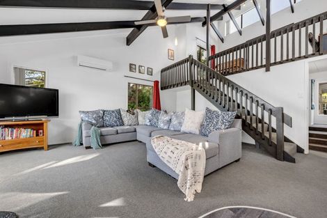 Photo of property in 9 Snowden Place, Opaheke, Papakura, 2113