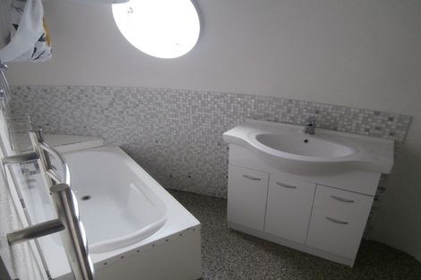 Photo of property in 144a Innes Road, St Albans, Christchurch, 8052