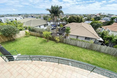 Photo of property in 212 Whitford Road, Shamrock Park, Auckland, 2016