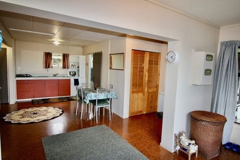 Photo of property in 52 Centennial Drive, Whitianga, 3510