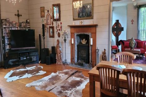 Photo of property in 305 Whananaki Road North, Opuawhanga, Hikurangi, 0181