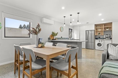 Photo of property in 56b Marine Parade, Mount Maunganui, 3116
