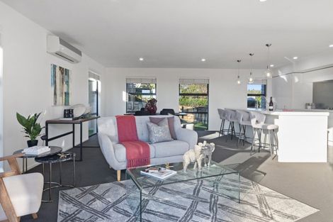 Photo of property in 23 Stockyard Crescent, Pukekohe, 2120