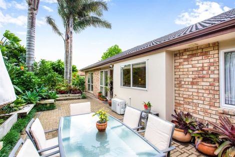 Photo of property in 77 Summerland Drive, Henderson, Auckland, 0612
